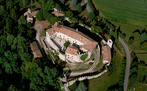 Castello di Arcano veduta aerea@ConsorzioSalvaguardia CastelliStoriciFriuli