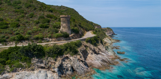 Francia in bicicletta: boom del cicloturismo e investimenti da record