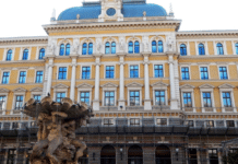 Trieste, mostra di schede telefoniche al Museo Postale